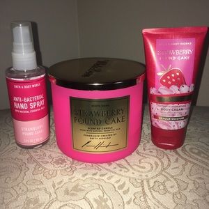 🍓 Bath & Body Works Strawberry Pound Cake set - BRAND NEW!